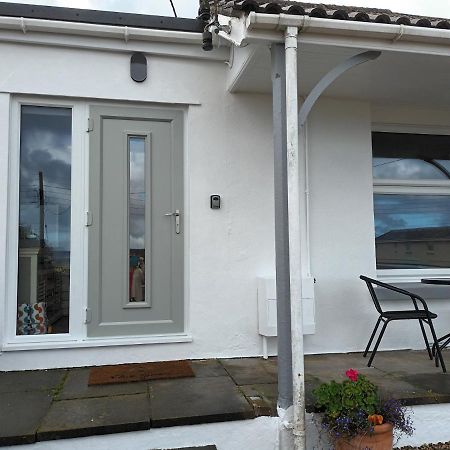Contemporary One Bed Studio. Sea Views And Parking Westward Ho!  Exteriör bild